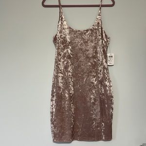 Fun girls night out mini dress! Never worn and new with tags!